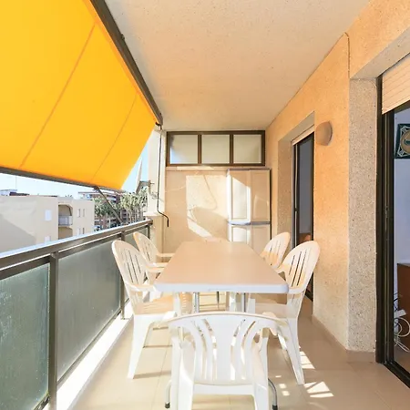 Uhc Mar Y Luz Apartment Salou